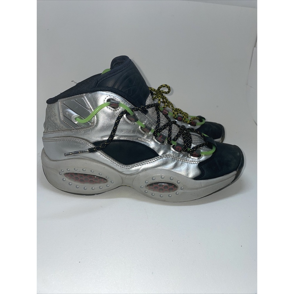 Reebok Question Mid Allen Iverson Illuminations Minions Grus Lab FW7548 Size 9.5